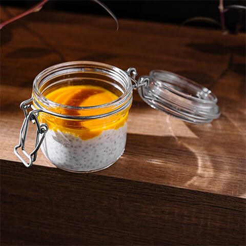 Budinca cu seminte de chia mango si maracuja