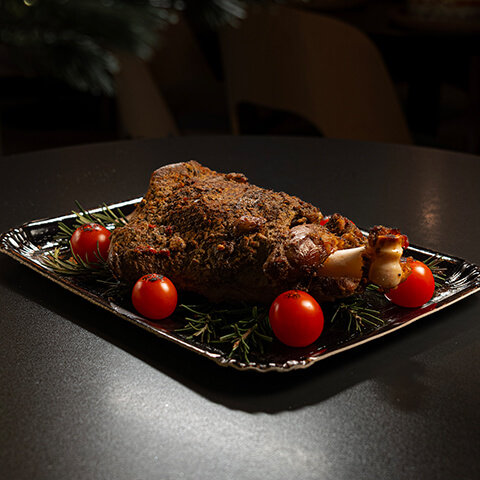 Pulpă de miel la cuptor