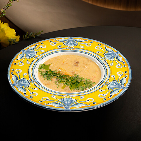 Supă tradițională din Transcarpatia cu ciuperci albe